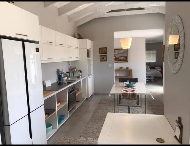 2 BEDROOM HOUSE FOR SALE IN LANGEBAAN COUNTRY ESTATE